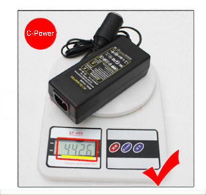 Adaptateur de voiture moderne de 60 W DC 12V à AC 220V avec connexion de bureau 12VDC alimentation 5A