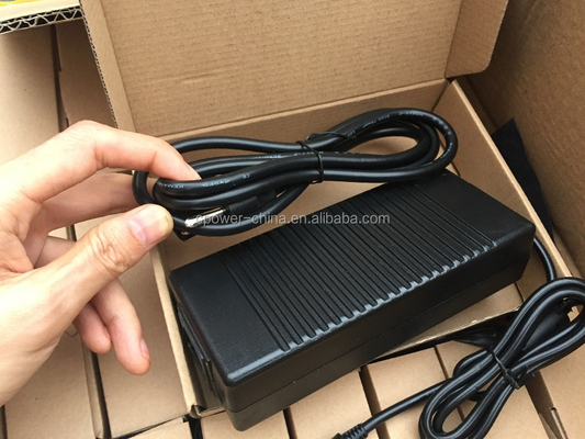 12VDC Voltage de sortie CE certifié 96W 7A 19V 5A Adaptateur secteur CC AC pour bureau