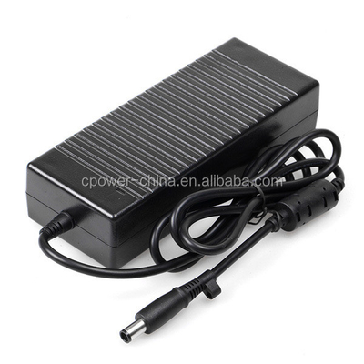 DESK 12V 8A 220V Bureau 8000mA Adaptateur de courant courant alternatif pour les besoins de courant élevé