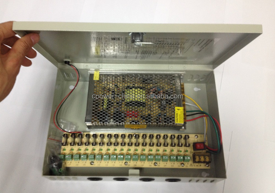 12V sortie CCTV alimentation 120W 18CH pour la protection contre la surtension et la caméra CCTV