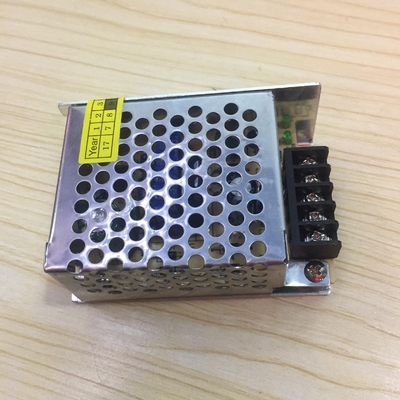 Test QC AC DC 9V 12V 28V 36V 48V 5V alimentation pour la puissance de sortie du banc 1 50W