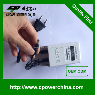 Type de sortie en courant continu 12V 1A 12V 2A 14V 1A 14V 2A 24W Adaptateur d'alimentation pour équipement industriel