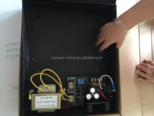 Contrôle d'accès 12V 5A 60W Appareil électrique portable à batterie 220V pour une installation facile