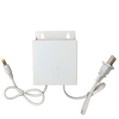 12V Adaptateur de courant continu Courant de sortie 2000mA Certificat CE Blanc pour activités en plein air