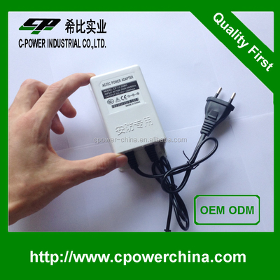Excellent adaptateur d'alimentation 12V DC étanche à l'eau avec courant de sortie de 2000mA en blanc