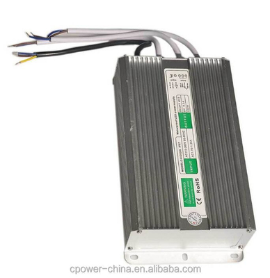 Adaptateur d'alimentation en courant continu extérieur étanche à l'eau 12V 24V 30W 60W 100W 200W pour bande LED IP66 67
