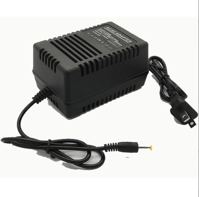 Transformateur de puissance électrique linéaire à phase unique AC à AC 24V 2A avec prise CC 5.5*2.1