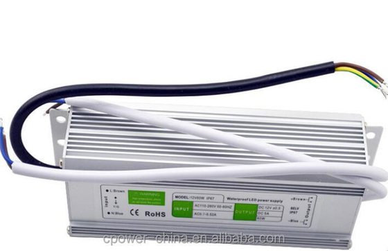 Sortie unique 60W 5A IP67 alimentation LED étanche 12V AC/DC avec 86% d'efficacité