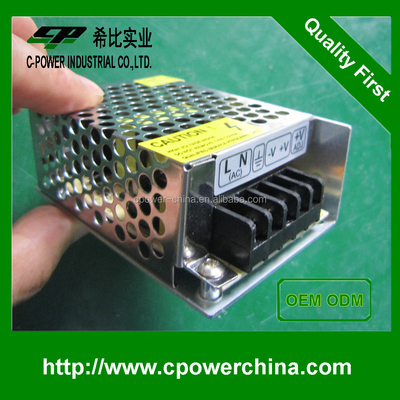 220v Voltage d'entrée 12v 2.1a 24v1a 5v 5a Appareil électronique pour les applications