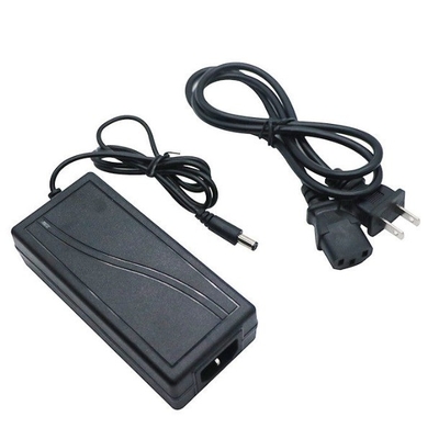 12V 5A 60W 100-240V d'entrée AC DC alimentation de bureau pour les caméras de vidéosurveillance LED électronique