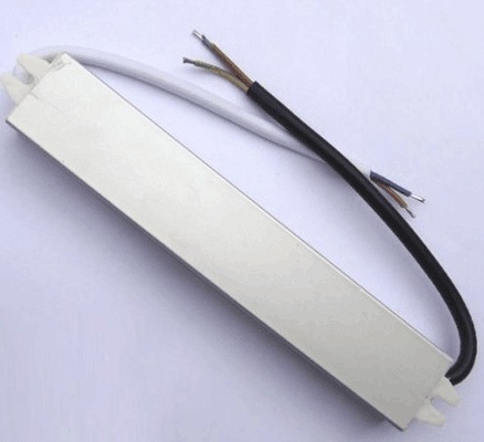 Énergie étanche AC110-265V à courant continu 12V/24V 24W Convertisseur de pilote LED pour panneaux LED