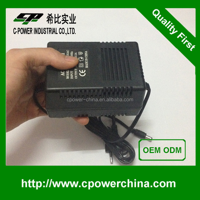 Adaptateur d'alimentation PTZ 24V 2A 2.5A pour une tension d'entrée d'alimentation constante 220V