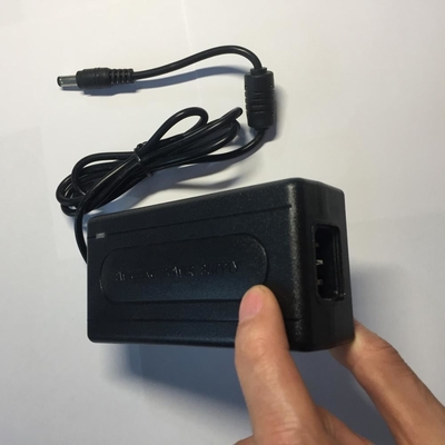 Bureau 100 240V AC 12VDC 6Amp Adaptateur 72W 12V Noir L'alimentation en courant de sortie 6A