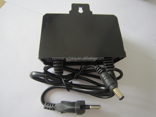 Adaptateur d'alimentation résistant à la pluie 24w 12v 1a 15v 1a 12v 2a avec courant de sortie de 2000mA