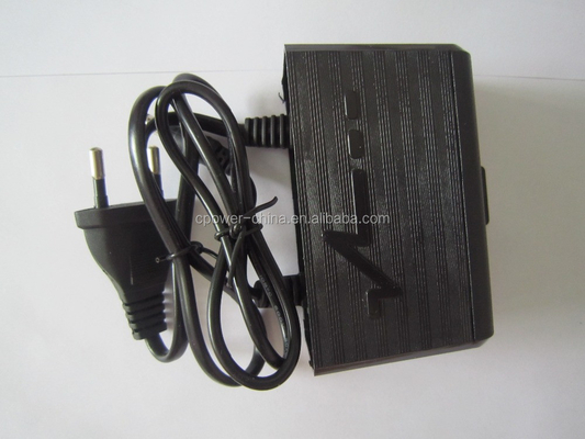 Adaptateur d'alimentation résistant à la pluie 24w 12v 1a 15v 1a 12v 2a avec courant de sortie de 2000mA
