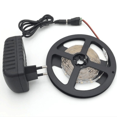 Adaptateur d'alimentation électrique 12V 1.5A 2A avec tension et performances constantes