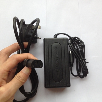 Connexion de courant alternatif à courant continu 12V 24V 15V 36V Adaptateur 2A 3A 4A 5A 8A 10A 12.5A alimentation pour LED