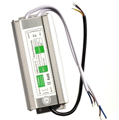 110-240V 50/60HZ Voltage d'entrée 12V 5A 60W alimentation étanche avec longue durée de vie
