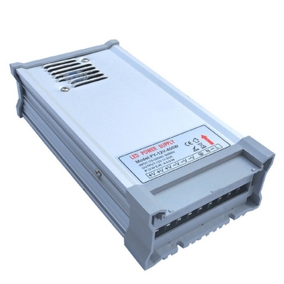 L'alimentation extérieure en alliage d'aluminium C-Power de 400 W 110V 220V AC DC 12V 24V 33A IP44