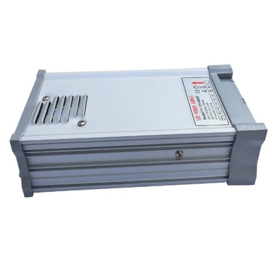 L'alimentation extérieure en alliage d'aluminium C-Power de 400 W 110V 220V AC DC 12V 24V 33A IP44