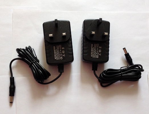 Type de sortie en courant continu 12V AC Adaptateur d'alimentation en courant continu 12W 15W 18W 24W 30W 36W avec 86% d'efficacité