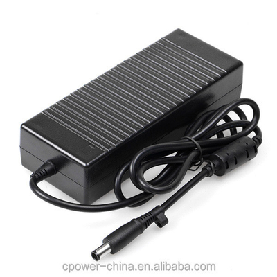 Adaptateur de courant C-Power AC DC 100-240V 120W 12V 10A pour une fréquence de sortie unique 50/60Hz