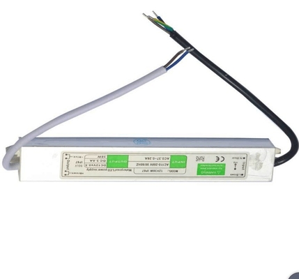 100-240v Voltage d'entrée LED Éclairage alimentation IP67 IP66 36w pilote étanche