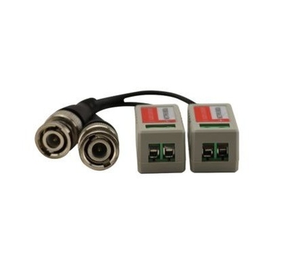 Les connecteurs en PVC recouverts de pigtails via le système CAT5e Cat6 UTP Cable Video Balun