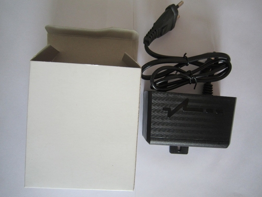 AC 100-240v 50-60hz Entrée Black Shell 12v2a Adaptateur d'alimentation pour les applications extérieures