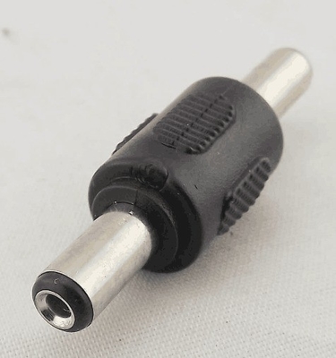 Adaptateur de connecteur d'accouplement mâle à mâle pour prise électrique en courant continu noir transformateur 5,5x2,1 mm