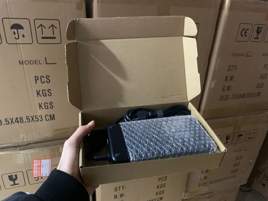 Type de bureau 240W 12V 20A Adaptateur d'alimentation en courant continu alternatif pour l'économie d'énergie par CCTV/LED/ECT
