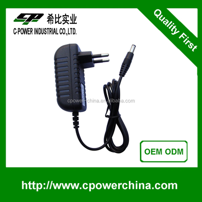 Adaptateur d'alimentation de 12 W avec courant de sortie de 1000 mA et tension d'entrée de 100-240 V