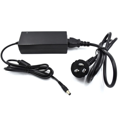 Connexion de bureau C-Power AC100-240V 12V 3.3A 40W Adaptateur d'alimentation pour les applications