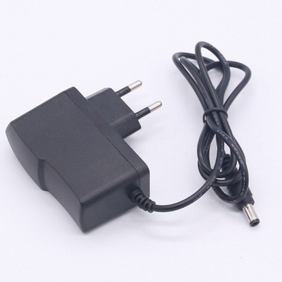 Adaptateur LED de type sortie 5V 1A CC pour alimentation en courant alternatif 100-240V en noir