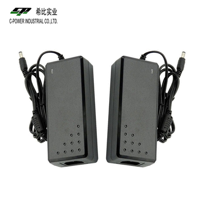 Adaptateur électrique à courant continu de 18 V 3 A à tension constante et connecteur à courant continu de 5,5*2,1/5,5*2,5