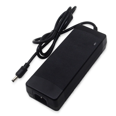AC100-240V Entrée 12V 10A 120W Adaptateur d'alimentation de bureau avec câble CC de 1,2 m/1,5 m par C-Power