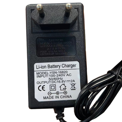 CE FCC ROHS certifié 16.8V 2A Chargeur de batterie au lithium-ion pour adaptateur d'alimentation C-Power