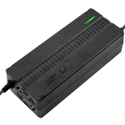2.5mm 2.1mm Tête CC 54.6V 5A Chargeur de batterie Li-ion pour vélo électrique 48V Magnum Bagi Amego