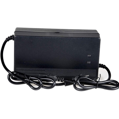 C-Power 20S 73V DC AC110/220V 60V 4A LiFePO4 Chargeur de batterie au lithium pour le connecteur de demande