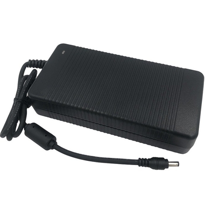 Adaptateur d'alimentation de bureau ABS C-Power 240W 12V 20A sortie pour les besoins du client