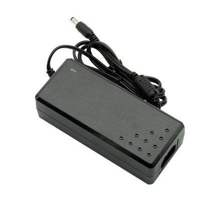 Connexion de bureau C-Power Voltage constant AC100-240V DC 15V 8A 120W Adaptateur de puissance