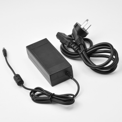 C-Power 5V DC Type de sortie 5V 4A 20W 5V 3,5A Adaptateur de puissance pour une large plage de tension