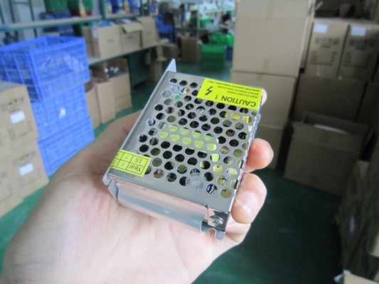 100% d'essai 5V 12V 24V 48V alimentation en courant continu 2A 3A 5A 10A 15A 20A 30A Puissance de commutation