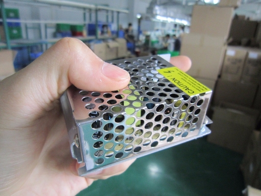 100% d'essai 5V 12V 24V 48V alimentation en courant continu 2A 3A 5A 10A 15A 20A 30A Puissance de commutation