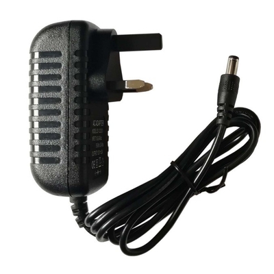Compétition Adaptateur d'alimentation de type de sortie CC de 8 W pour l'alimentation en C à l'entrée AC100-240V