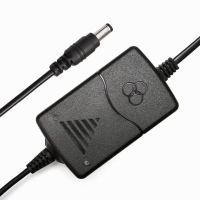Adaptateur d'alimentation 12V 1A 2A à tension constante