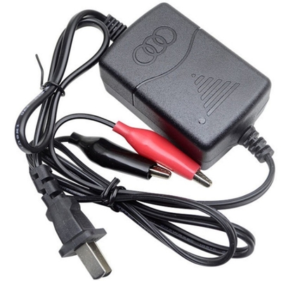 Chargeur branché AC100-240V à 12V pour batteries au plomb-acide Courant de sortie 1.5A