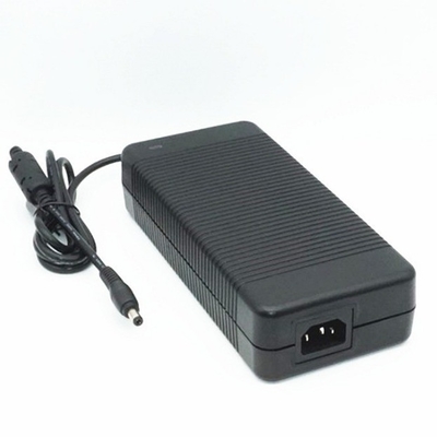 Adaptateur de courant de bureau 12V DC 12V 12A 12V 10A pour l'UE AU UK EK