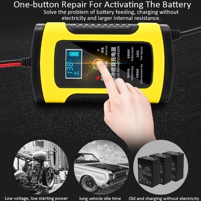 L'éclairage de la lampe LED Oui Le chargeur 12V 5A de C-Power pour la batterie de voiture de moto