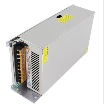 L'alimentation en courant continu de 100 V 5,5 A avec tension d'entrée AC110V/220V et type de sortie unique